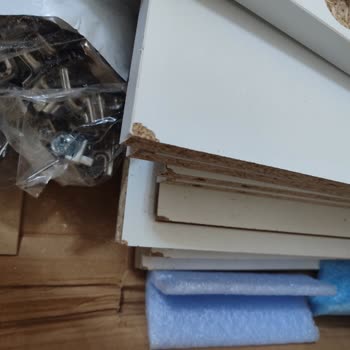 A101 Online Siparişinde Kırık Dolap Ve İlgisiz Destek