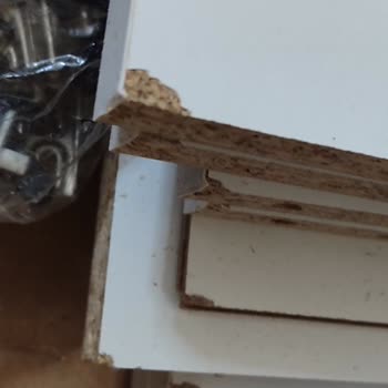 A101 Online Siparişinde Kırık Dolap Ve İlgisiz Destek