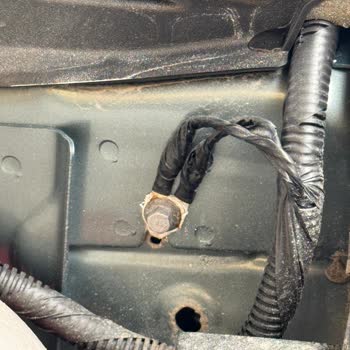 Togg T10F V2'de Tekrarlayan Akü Kesintisi, Oksitlenme Ve Yetersiz Servis Desteği