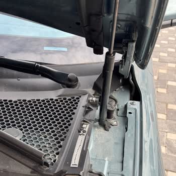 Togg T10F V2'de Tekrarlayan Akü Kesintisi, Oksitlenme Ve Yetersiz Servis Desteği