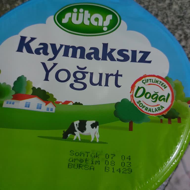 Hakmar Şubesinde Sütaş Yoğurdunun Son Kullanma Tarihi Geçmiş Olması