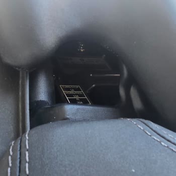 Yeni Aldığım Motorun Eksik Parçaları Ve Ücretli Çamurluk Şikayetim