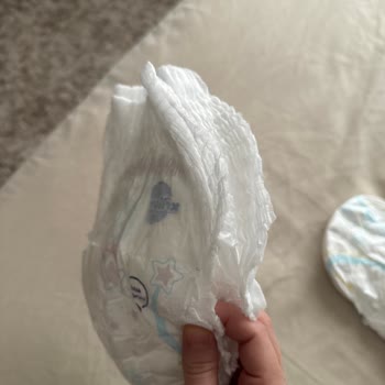 Molfix 5 Numaralı Külot Bezde Yan Pres Yerlerinin Sürekli Yırtılması