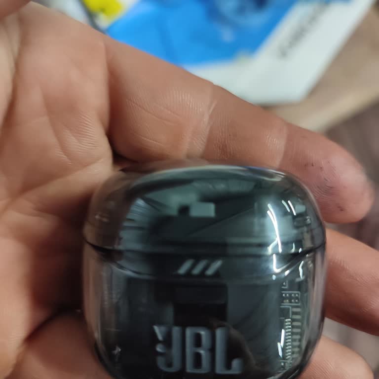 Yoğun Bas Ve Tiz Eksikliği, Ses Kendiliğinden Kısılıyor Ve Değişim Talebi