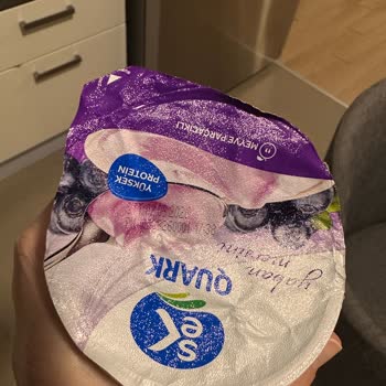 Sek Quark Probiyotik Yoğurtta Son Kullanma Tarihi Geçmemişken Küf Sorunu
