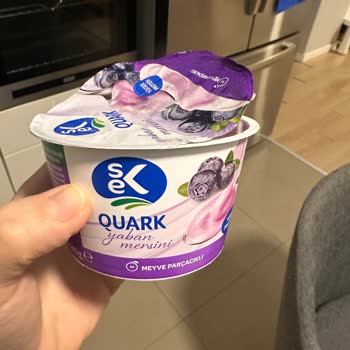 Sek Quark Probiyotik Yoğurtta Son Kullanma Tarihi Geçmemişken Küf Sorunu