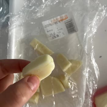 Yunus Market Lezzetoğlu Peynirinde Kıl Çıkması Ve Hijyen Şikayeti