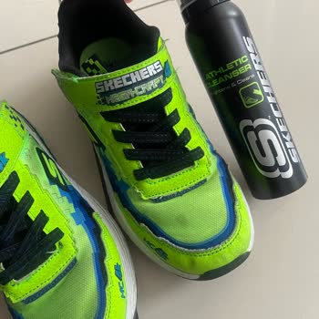 Yeni Skechers Minecraft Ayakkabısı Bir Ayda Lekeli Ve Temizleme Köpüğü Çözüm Sağlamıyor