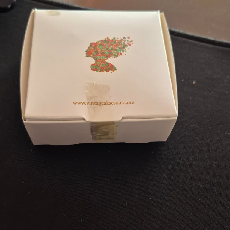 Özensiz Paketleme Ve Müşteri Hizmetinde İlgisizlik