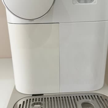 Nespresso F541 Kahve Makinesi Parçasının Hızlı Sararması Ve Garanti Değişim Talebi