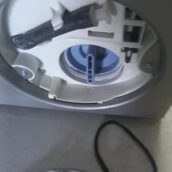 İzmir Siemens Yetkili Servisinde Temizlenmemiş Bakım Ve Ücret İadesi Talebi