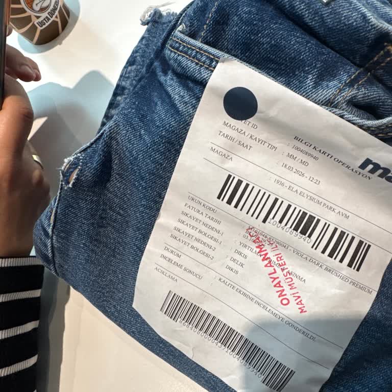 Kısa Sürede Delinen Kot Pantolon İçin İade Reddi Ve Kalite Şikayeti
