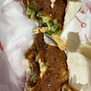 Acısız İstediğim Sipariş Acılı Geldi, Mide Yanması Ve Restoranın Suçlayıcı Tutumu