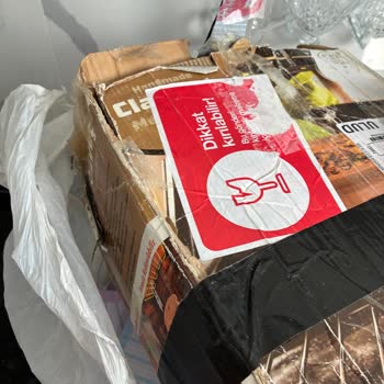 Satıcı Olarak Kırılan Tabaklar İçin Dolap Ve Aras Kargo’dan Tazminat İstiyorum