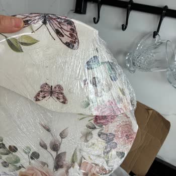 Satıcı Olarak Kırılan Tabaklar İçin Dolap Ve Aras Kargo’dan Tazminat İstiyorum