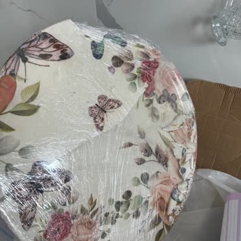 Satıcı Olarak Kırılan Tabaklar İçin Dolap Ve Aras Kargo’dan Tazminat İstiyorum