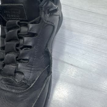 Dockers Kışlık Ayakkabının Dikiş Atması Ve Değişim Talebi