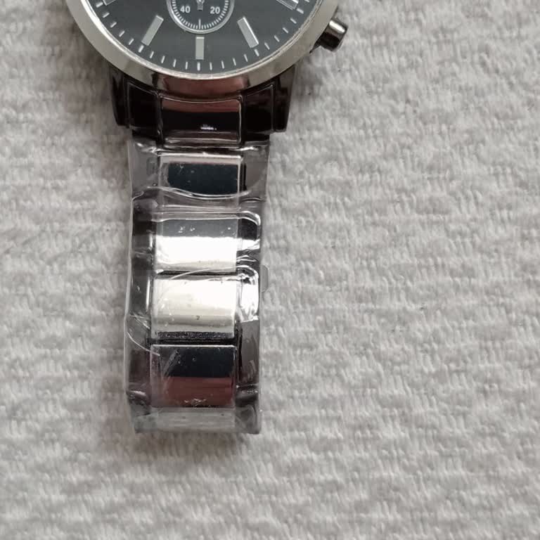 Tev Tekstil'den Gelen Saat İlanla Uyuşmuyor Ve Çalışmıyor, İade Talebi