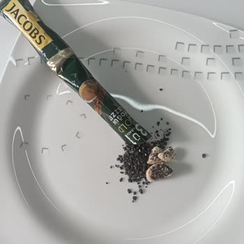 Jacobs 3'ü 1 Arada Yumuşak Kahvelerde Kalıplaşma Sorunu