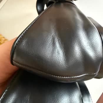 Bershka Ayakkabılarım Poşette Kırıldı Ve Kutu Olmadan Teslim Edildi