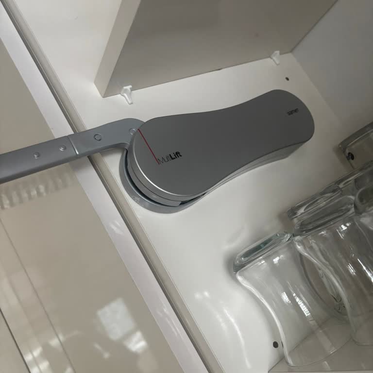 Samet Multilift Piston Ve Menteşe Sorunu Dolap Kapaklarını Açamaz Hale Getiriyor