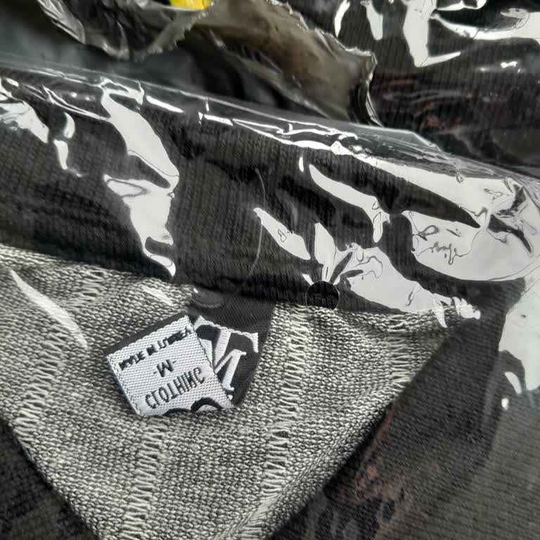 Siparişimdeki Yanlış Beden Ve Renkli Tişörtler İçin 999 TL İadesi