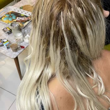 Pembeyaz Selma Kuaför Kaynak Saç Takma Ve Kesimde Özensiz Uygulama