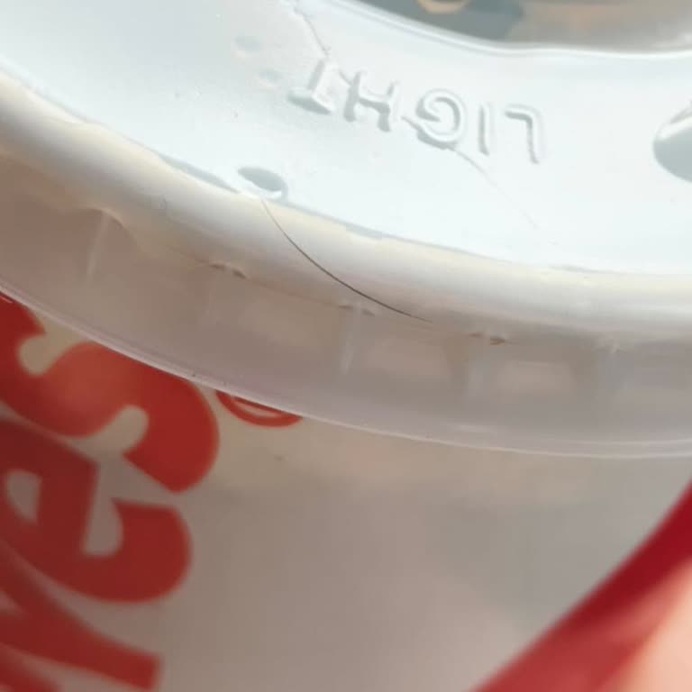 Kolanın İçinde Kıl Görüldü: Popeyes Uşak’ta Hijyen Şikayeti