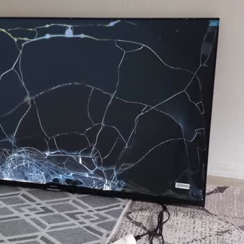 Hasarlı TV Gönderen Tedarikçi İade Talebimizi Reddetti