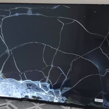 Hasarlı TV Gönderen Tedarikçi İade Talebimizi Reddetti