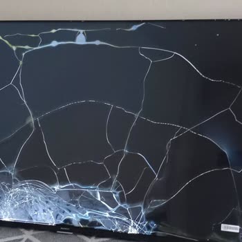 Hasarlı TV Gönderen Tedarikçi İade Talebimizi Reddetti