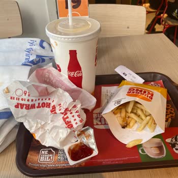 Yanlış Whopper Ve Kaba Personel Davranışı