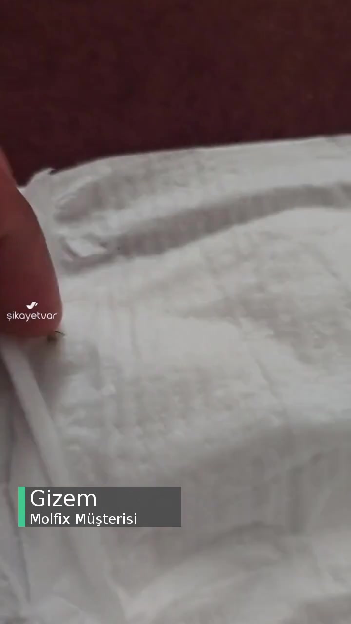 Molfix Bebek Bezinden Çıkan Belirsiz Cisim videonun kapak resmi