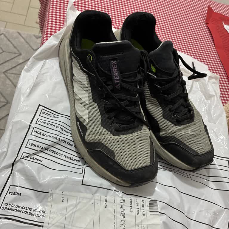 I Face Adidas Gore Tex Shoes Not Waterproof and Request Replacement