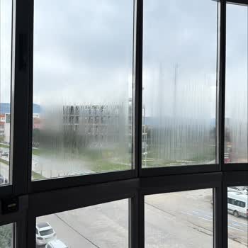 Buharlaşan Katlanır Balkon Camı Ve Güvensiz Kasalar İçin Ücretsiz Garanti Değişimi Talebi