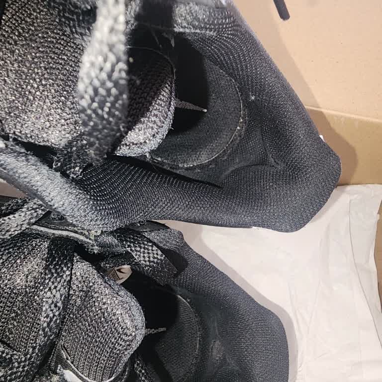 Nike Ayakkabısındaki Erken Astar Yırtılması Garanti Kapsamına Alınmadı