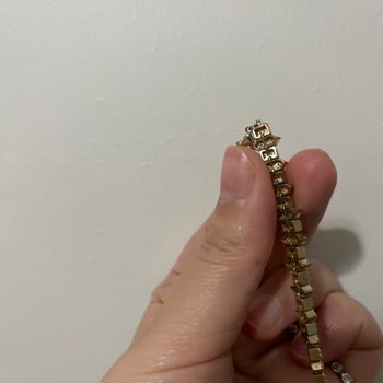 Reis Kuyumculuk İşbirliği Bilekliklerde Yanıltıcı Malzeme Bilgisi Ve Hızlı Kararma