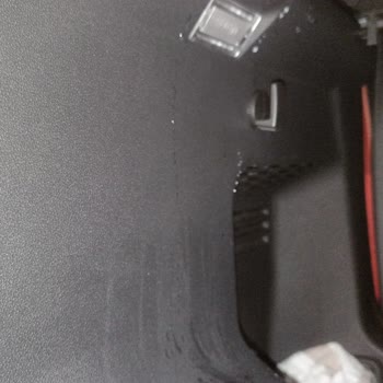 Bagajdaki Su Alımı Ve Ekran Kapanması Yetkili Serviste Çözülmez Kalıyor