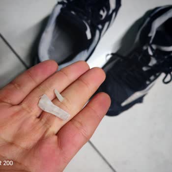 Nike Giannis 3.0 Ayakkabısındaki Kırık Plastik Koruma Ayağımı Yaraladı