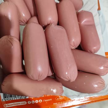 Banvit Sosislerde Erken Küf Ve Renk Değişikliği: Gıda Güvenliği Endişesi