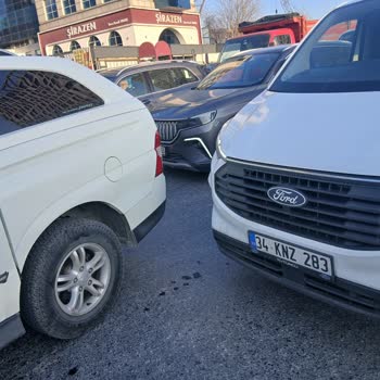 T****** Halı Yıkama Sahibi Aracımın Tampon Ve Stop Lambası Zararını Ödemedi