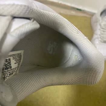 Nike Air Force 1 Ayakkabısının 4 Ayda Yırtılması Ve Değişim Sözünün İhlali