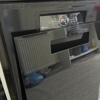 Beko Bulaşık Makinesi Ön Camı Kendiliğinden Düşerek Güvenlik Endişesi Yaratıyor