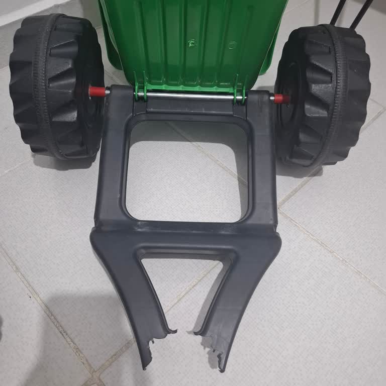 Pilsan Çocuk Traktörünün Römork Yedek Parçası Bulunamıyor