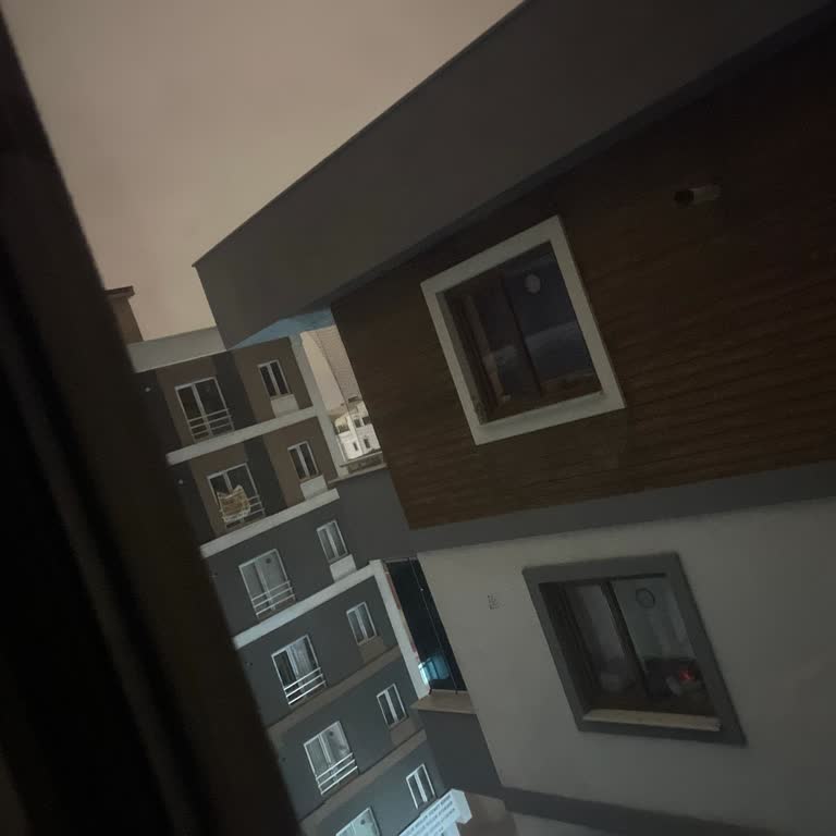 Şerefiye Mahallesinde Sürekli Elektrik Kesintileri Ve Yetersiz Bilgilendirme