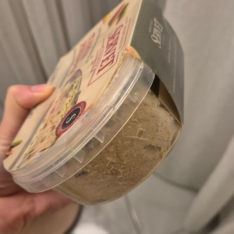 Migros Hemen Kırık Helva Ürünü Değişim Talebim 6 Saat Boyunca Cevapsız