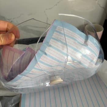 Dolap Ve Aras Kargo Sorumluluğu Birbirine Attı, Satıcı Mağdur