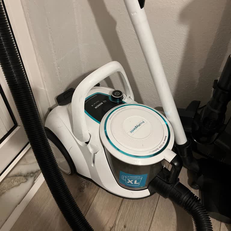 Bosch Toz Torbasız Süpürgede Kırmızı Işık Ve Çekiş Gücü Sorunu