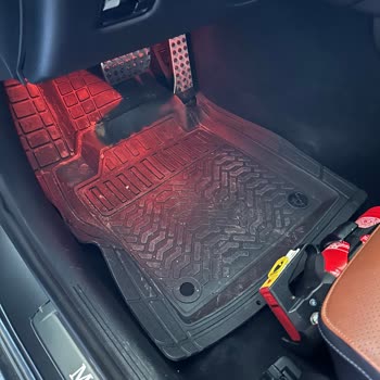 Mercedes Benz Certified Araçta Orijinal AMG Velour Paspas Eksik Ve Ücretsiz Çözüm Reddi