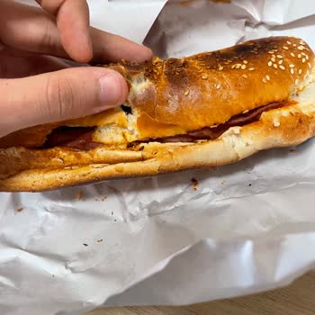 Yanık Ve Kusurlu Sosisli Siparişime İade Reddi